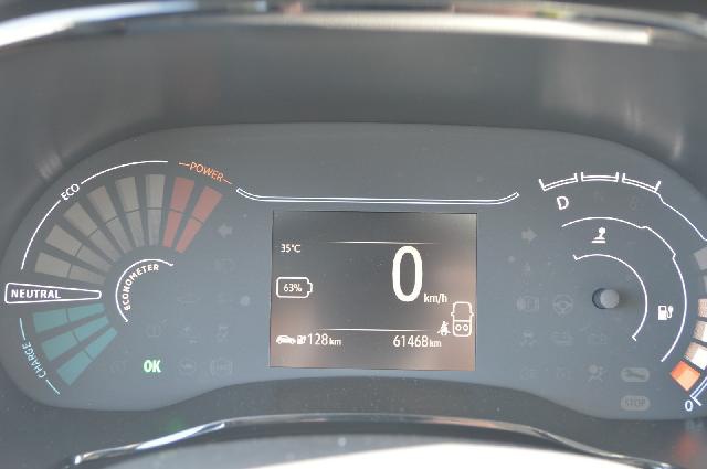 Dacia Spring Navi T-Leder PDC LM 4