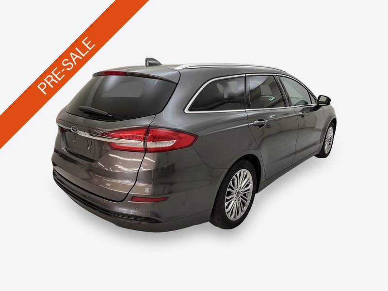 Ford Mondeo Titanium NAVI KLIMAAUT LED SHZ PDC 4