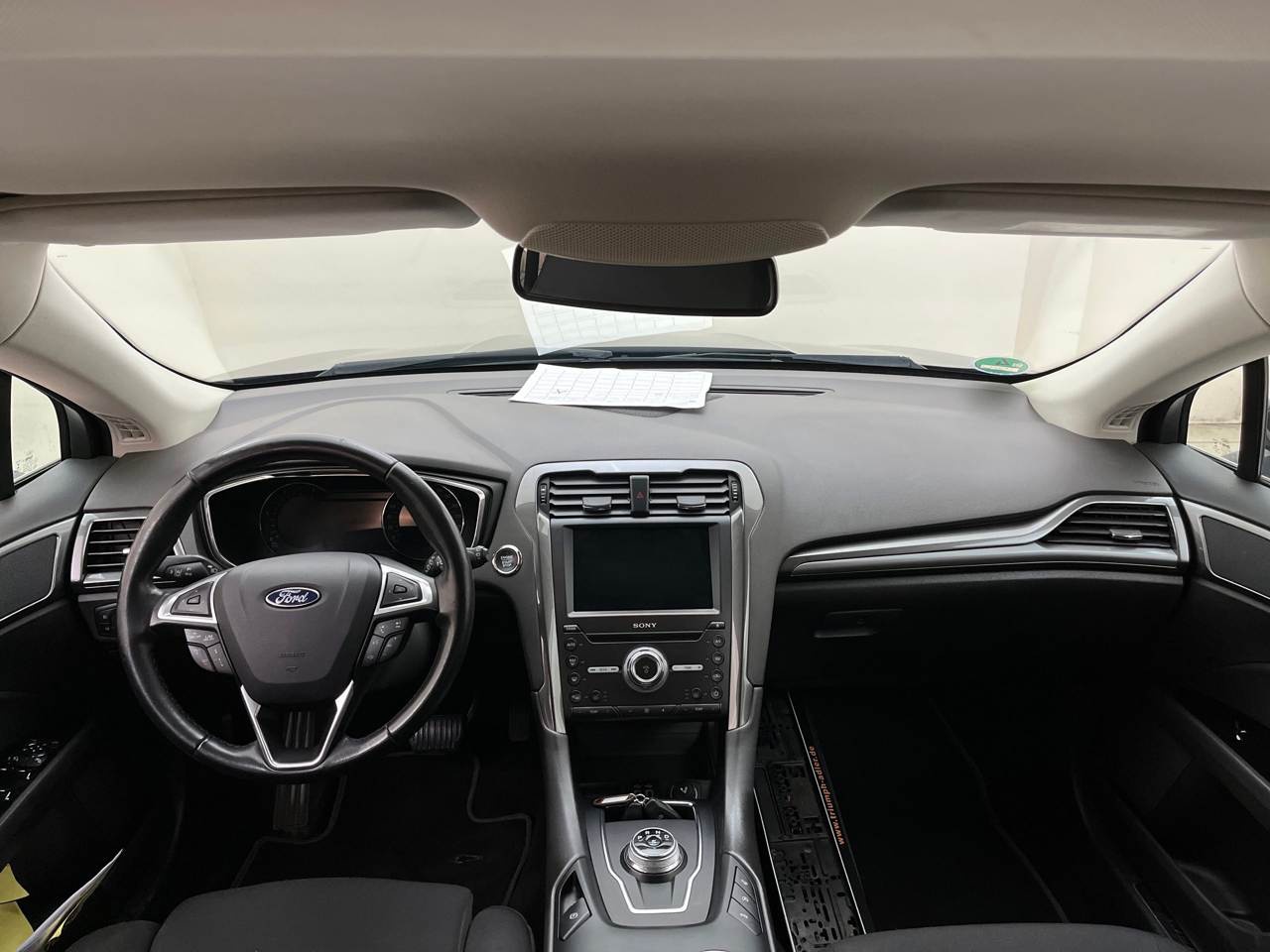 Ford Mondeo Titanium NAVI KLIMAAUT LED SHZ PDC 5