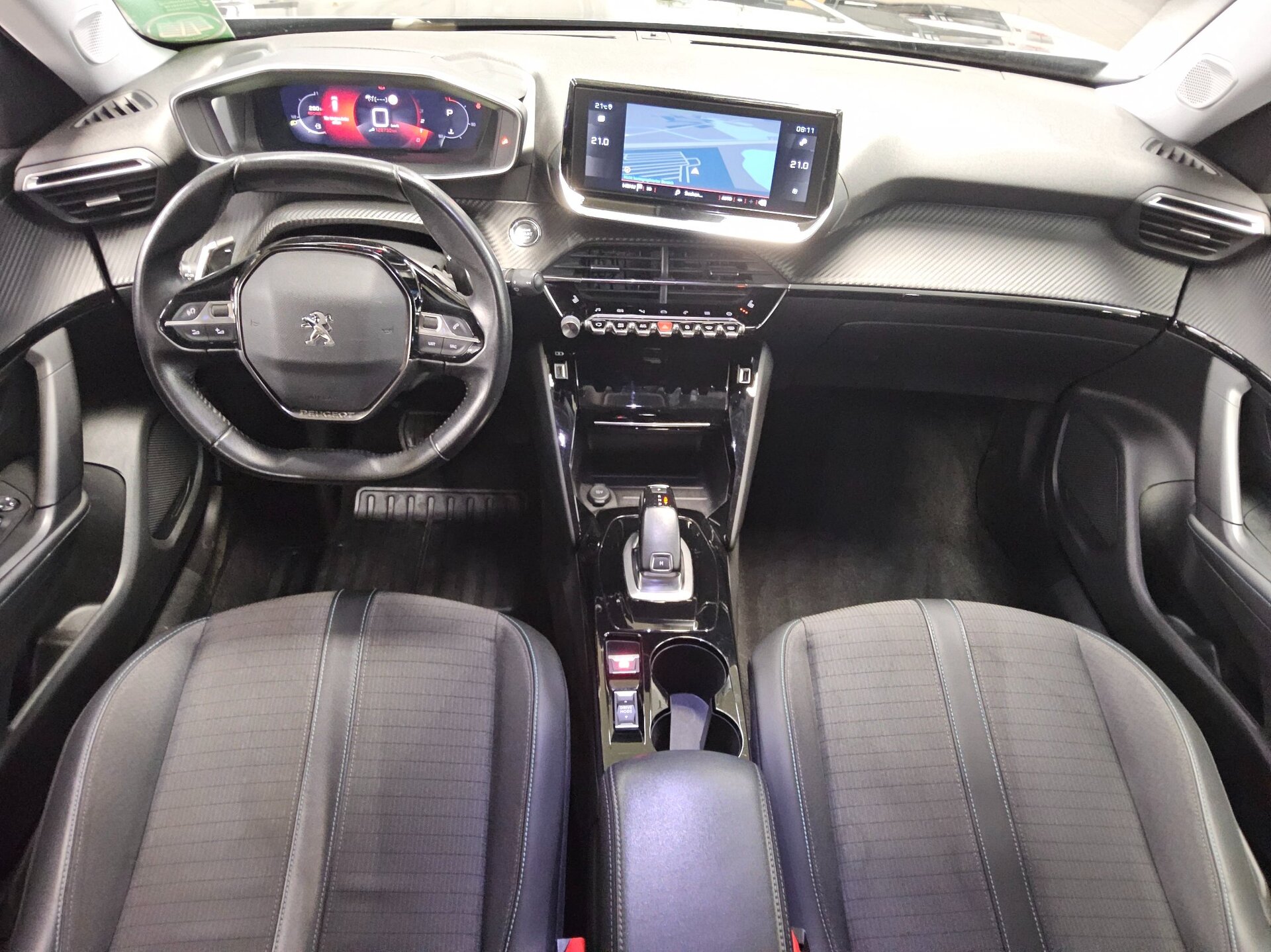 Peugeot 2008 1.2 PureTech Allure T-Leder Navi LED ACC 5