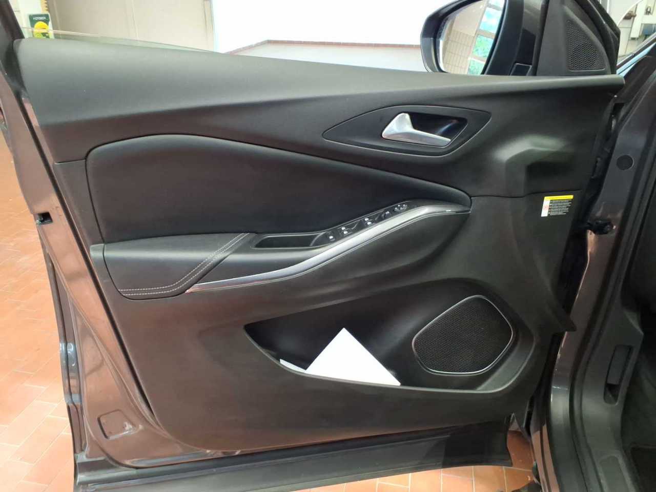 Opel Grandland X 1.5 D Business Ed. Navi LED RFK T-Leder SHZ 11