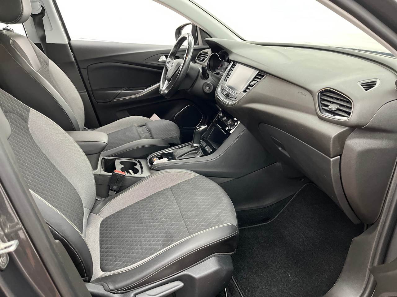 Opel Grandland X 1.5 D Business Ed. Navi LED RFK T-Leder SHZ 6