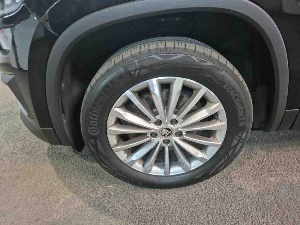 Skoda Kodiaq 2.0 TDI Style Navi LED Shz T-Leder RFK 12