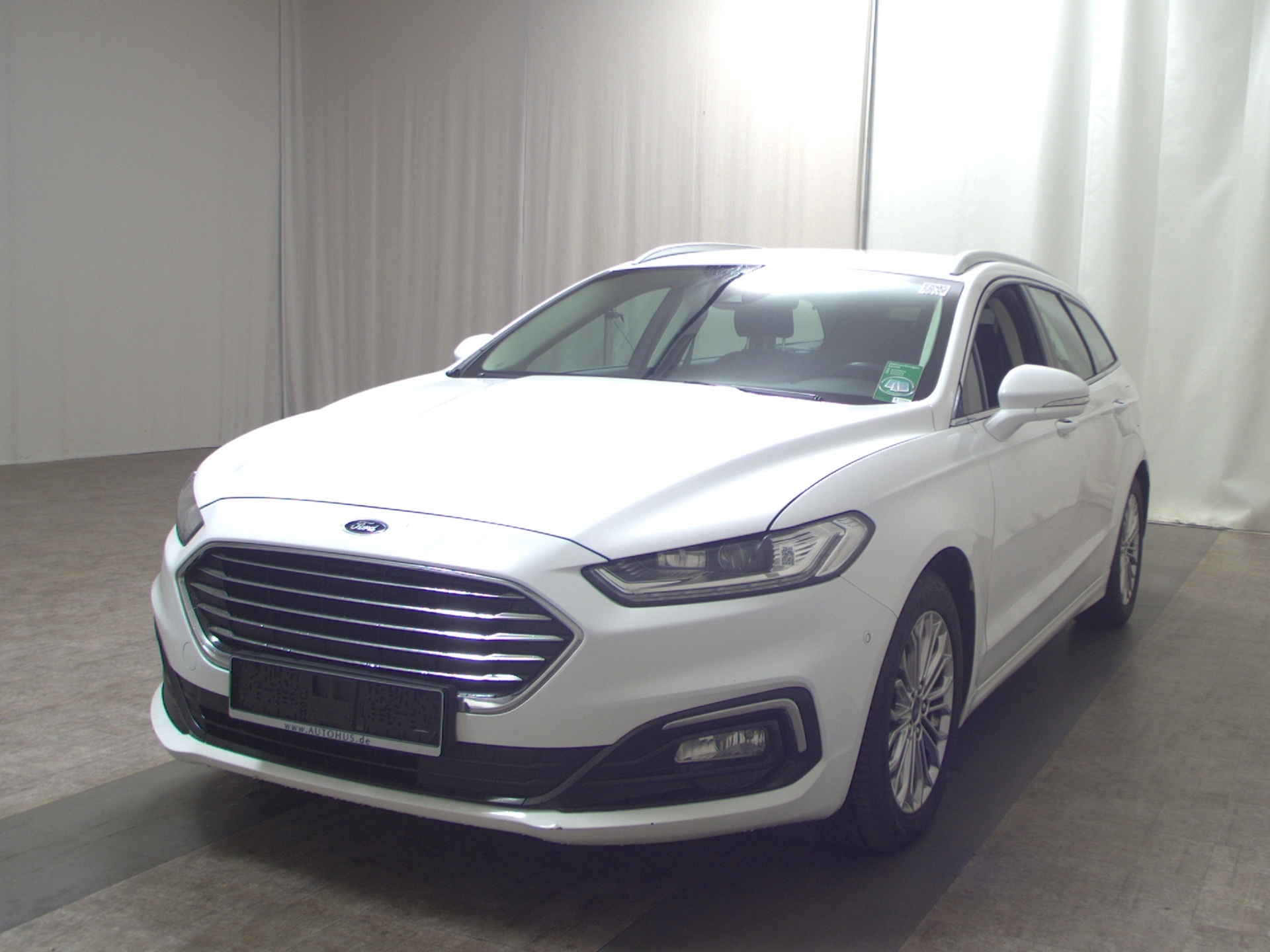 Ford Mondeo Turnier 2.0 EB Titanium Navi LED AHK RfK 2