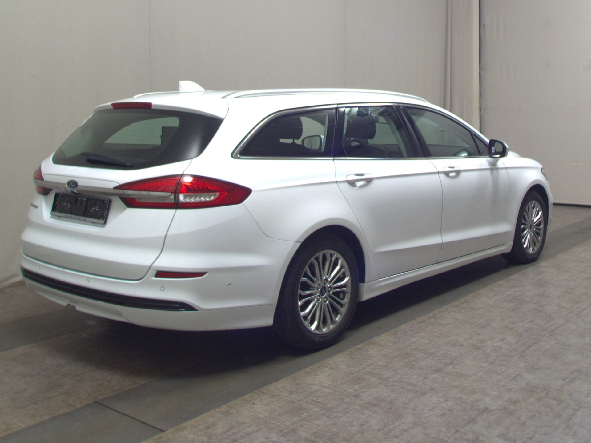 Ford Mondeo Turnier 2.0 EB Titanium Navi LED AHK RfK 4