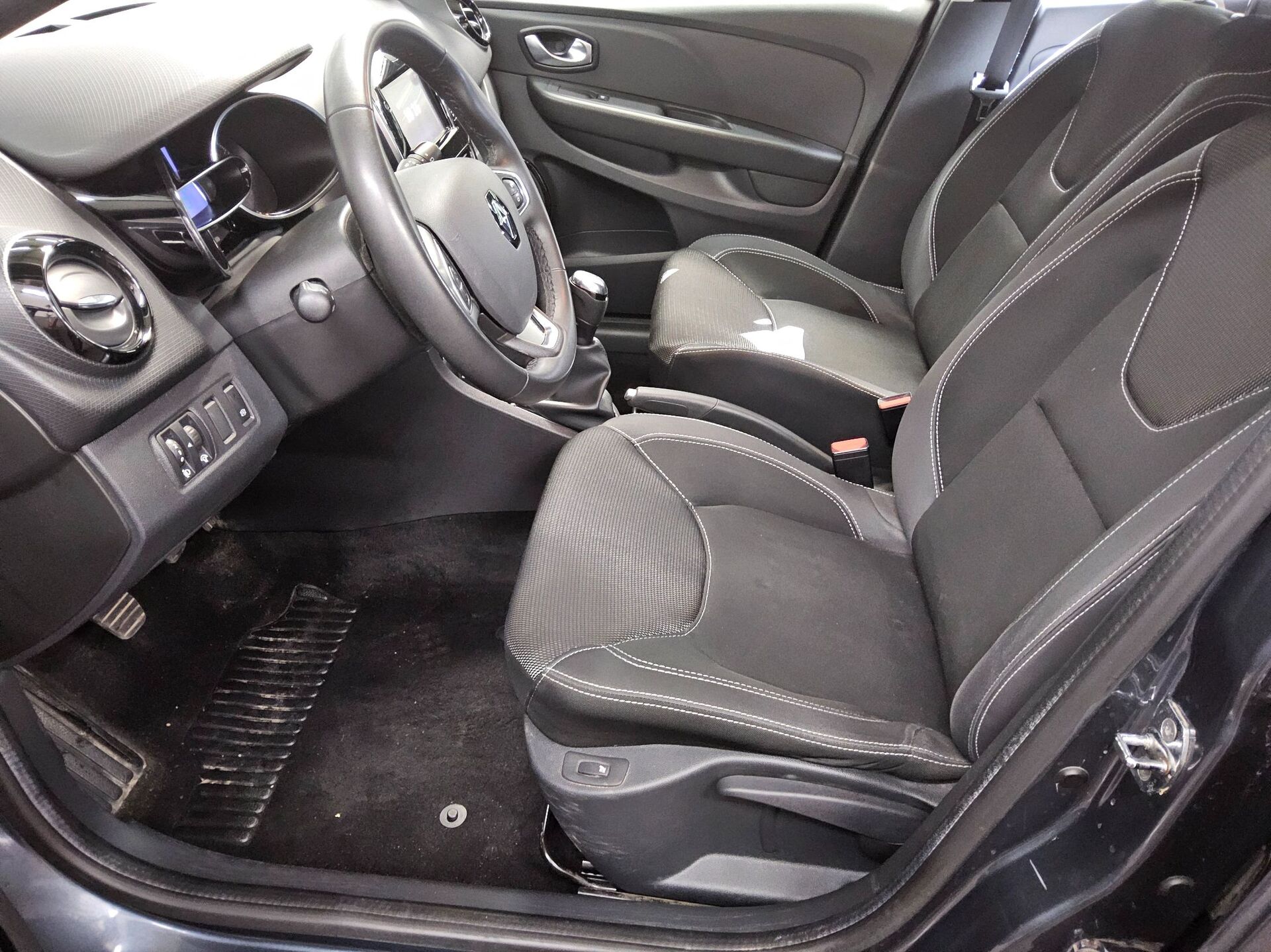 Renault Clio Grandtour 0.9 TCe 8