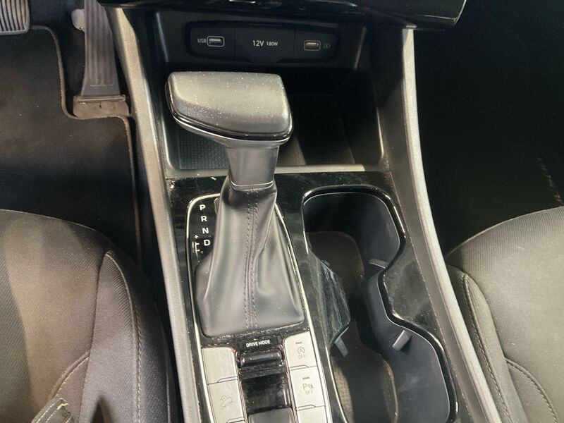 Hyundai Tucson 1.6 CRDI NAVI CARPLAY KLIMAAUT SHZ RFK 10