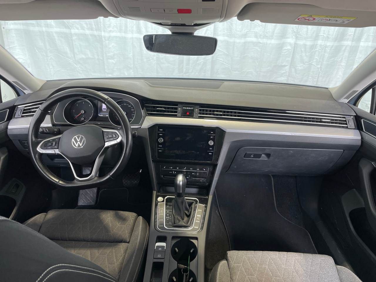 Volkswagen Passat Variant 2.0 TDI Business Navi LED AHK RFK ACC 5