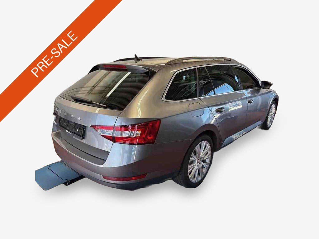 Skoda Superb Kombi 2.0 TDI Ambition NAVI LED SHZ PDC 4