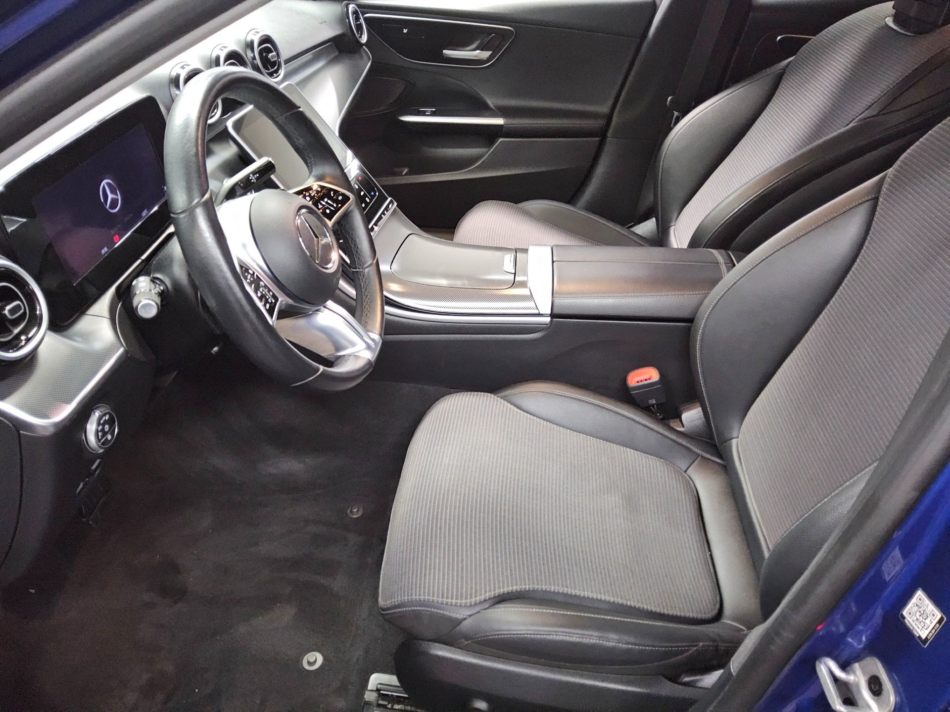 Mercedes-Benz C 200 T d Avantgarde T-Leder Navi LED MBUX 360° 9