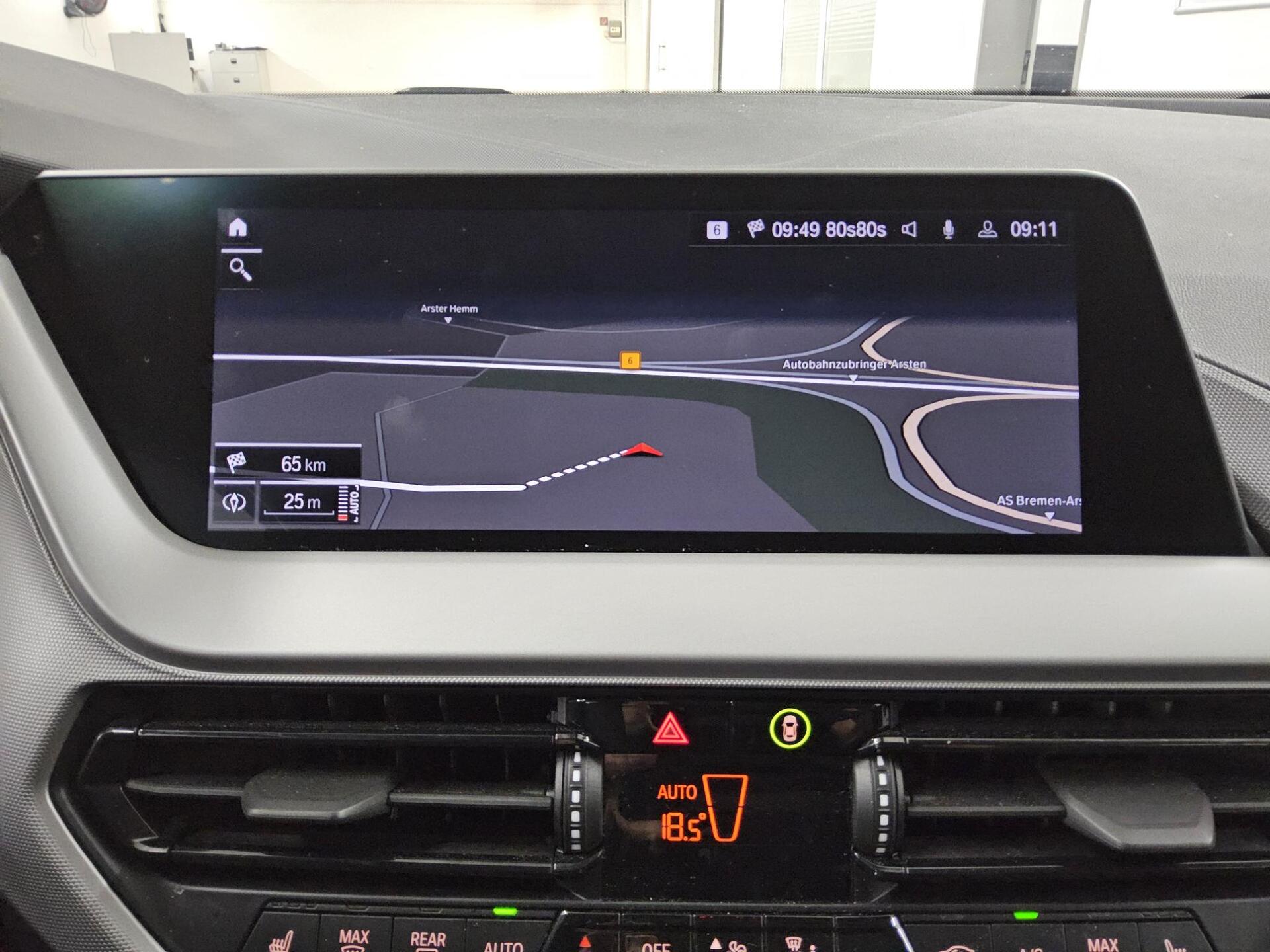 BMW 118iA Advantage Navi LC Pro LED 7