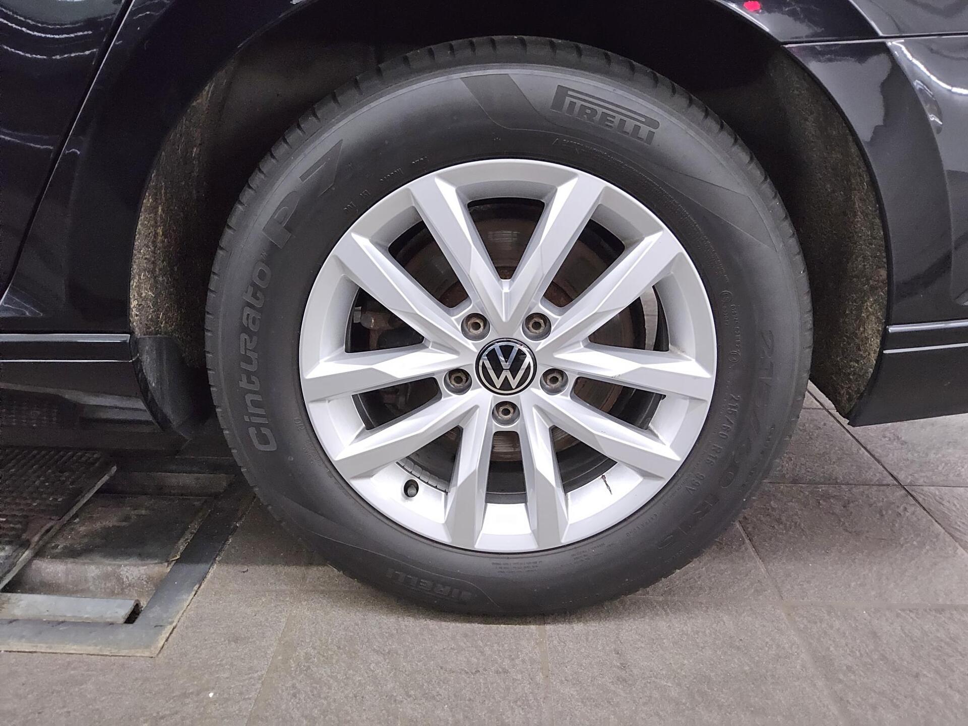 Volkswagen Passat Var. 2.0 TDI Business Navi LED AID StHzg 11