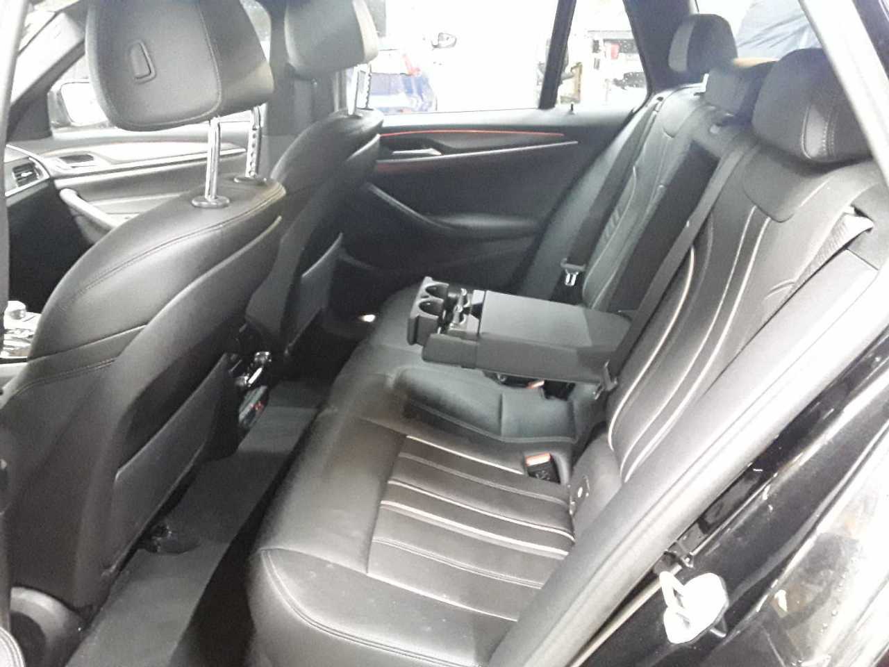 BMW 520d Touring M-Sport LEDER NAVI LED SPORTSITZE SHZ 6