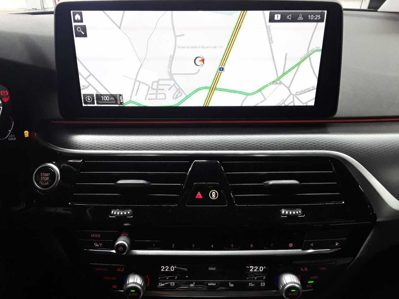 BMW 520d Touring M-Sport LEDER NAVI LED SPORTSITZE SHZ 8