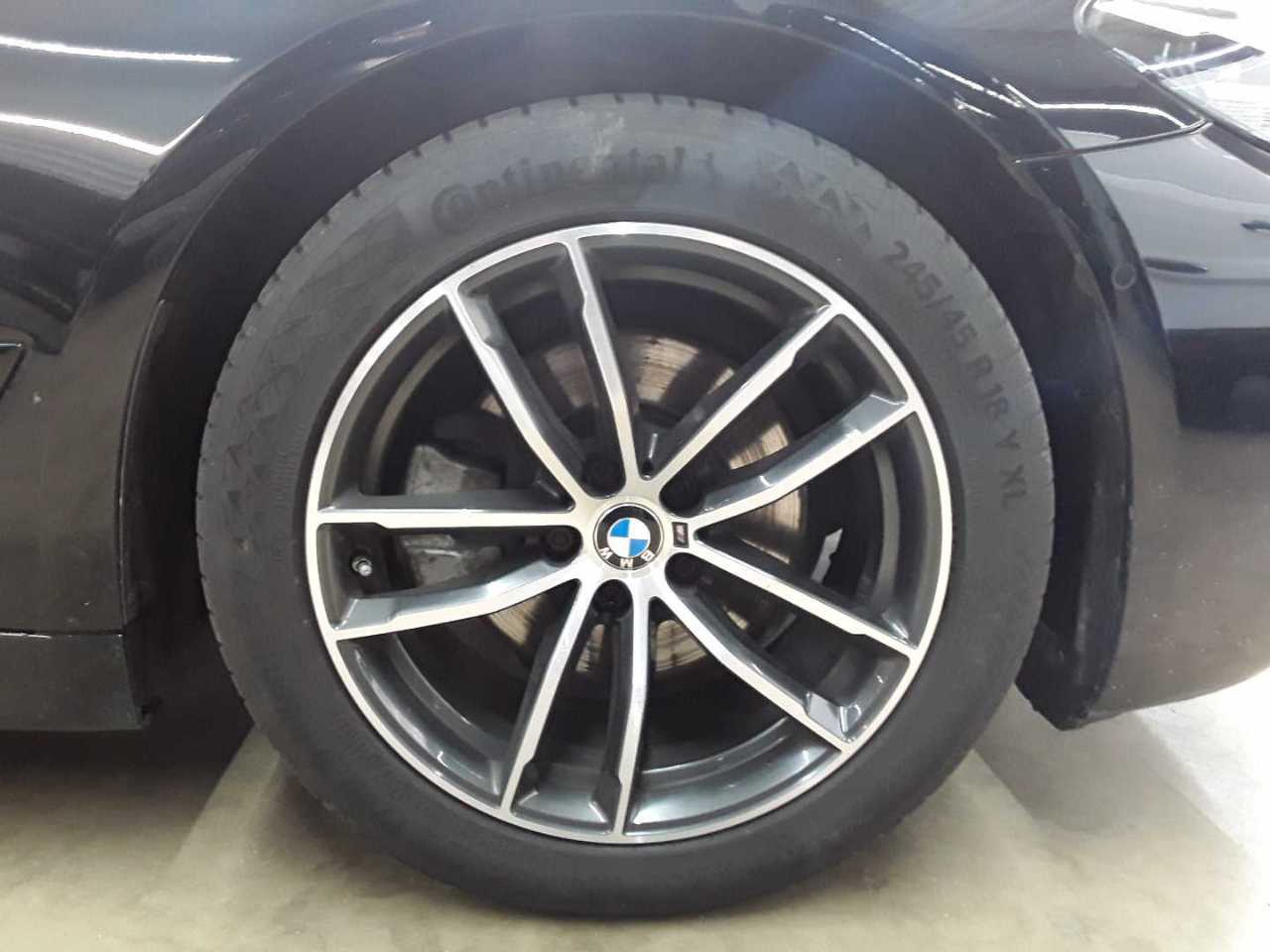 BMW 520d Touring M-Sport LEDER NAVI LED SPORTSITZE SHZ 10