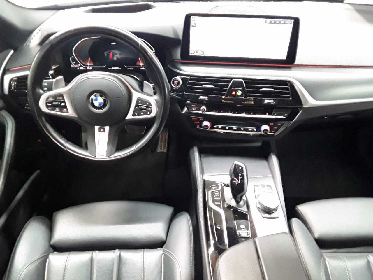 BMW 520d Touring M-Sport LEDER NAVI LED SPORTSITZE SHZ 3