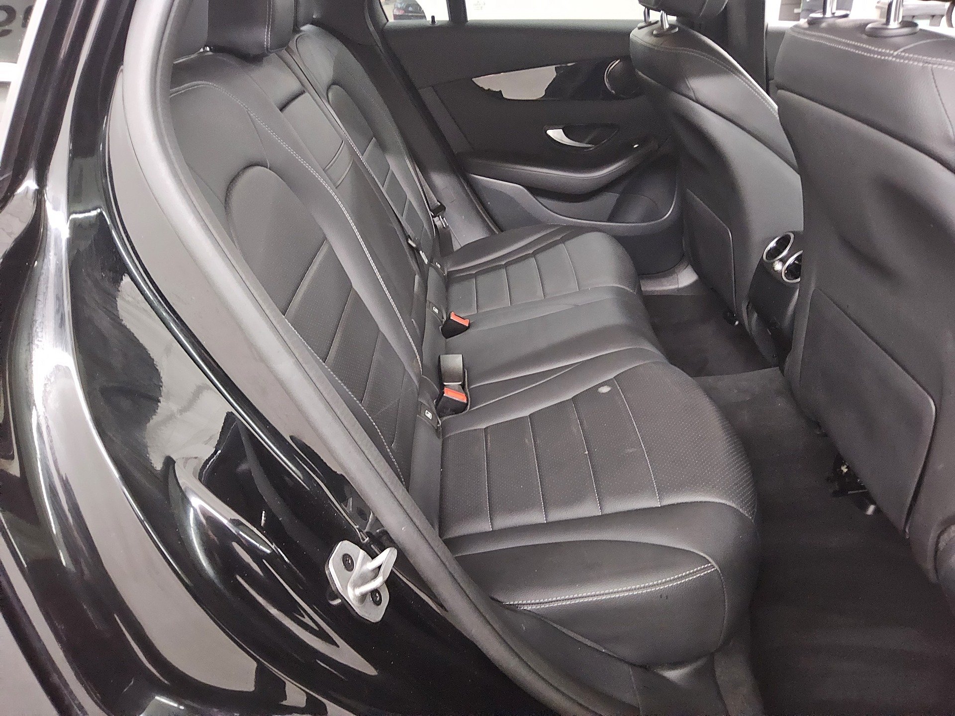 Mercedes-Benz GLC 300 e 4M Leder Navi LED Kamera Sound 13