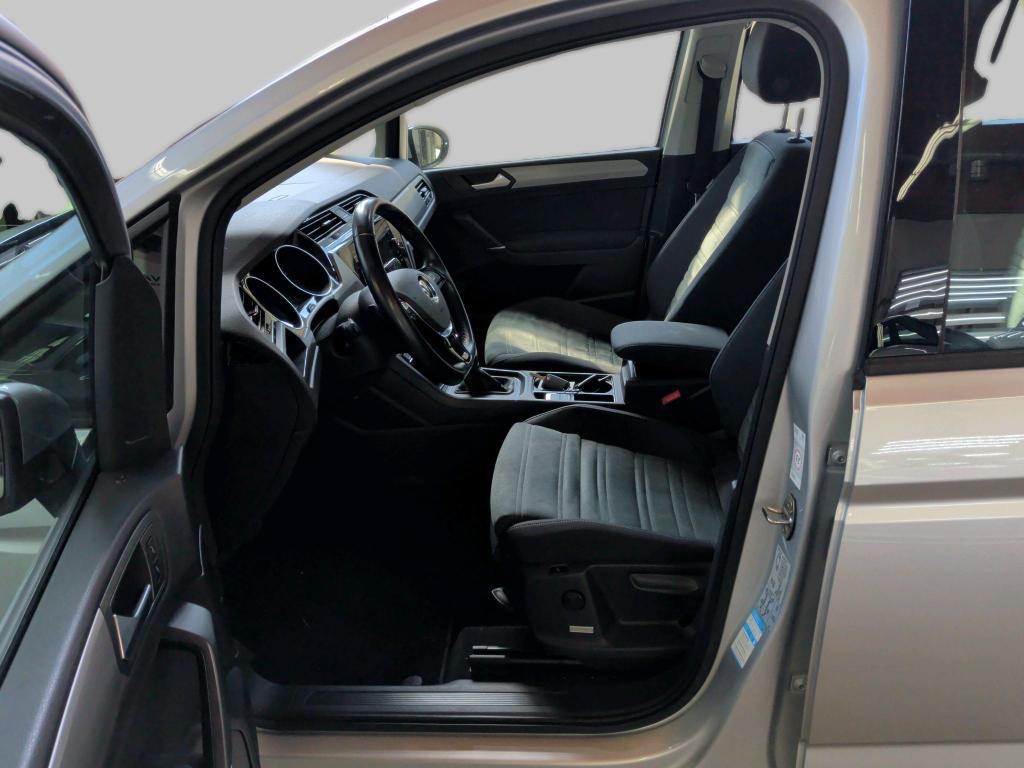 Volkswagen Touran 2.0 TDI Comf. Navi AHK RFK ACC 7
