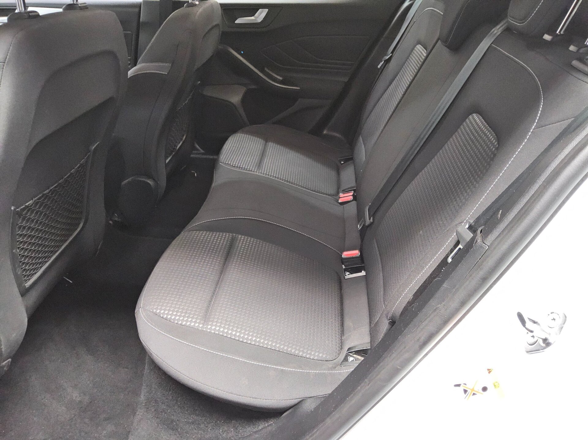 Ford Focus Turnier 1.5 EB Cool&Connect Navi LED RfK 13