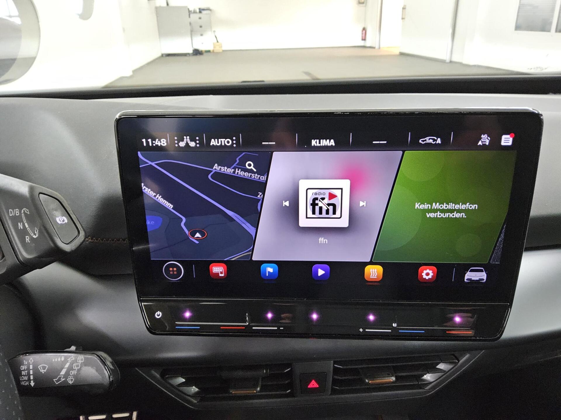 Cupra Born Navi LED RFK ACC PDC 7