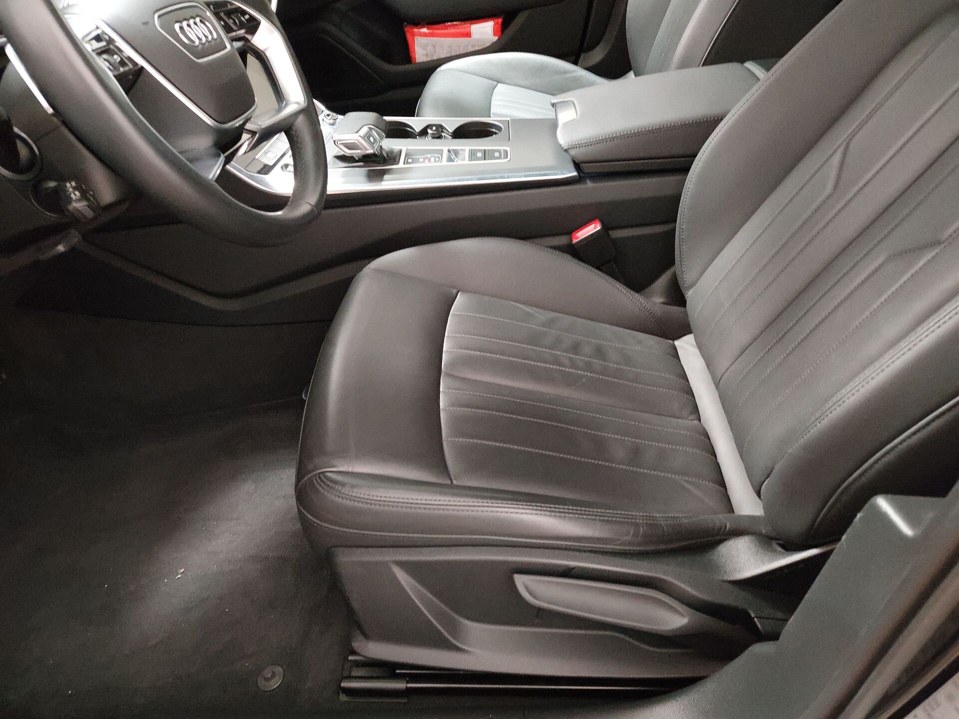 Audi A6 Avant 40 TDI Navi LED Shz Leder 12