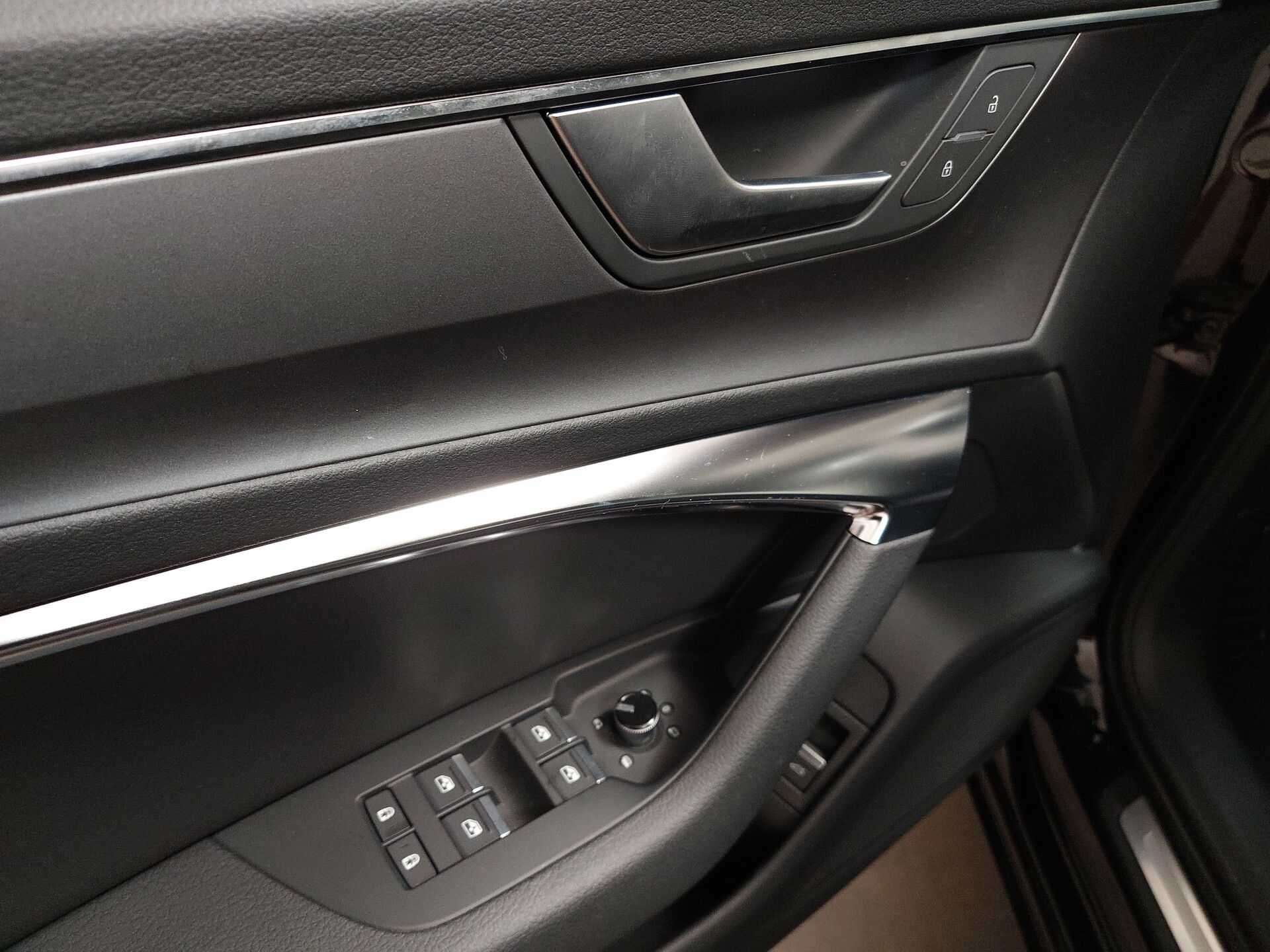 Audi A6 Avant 40 TDI Navi LED Shz Leder 14