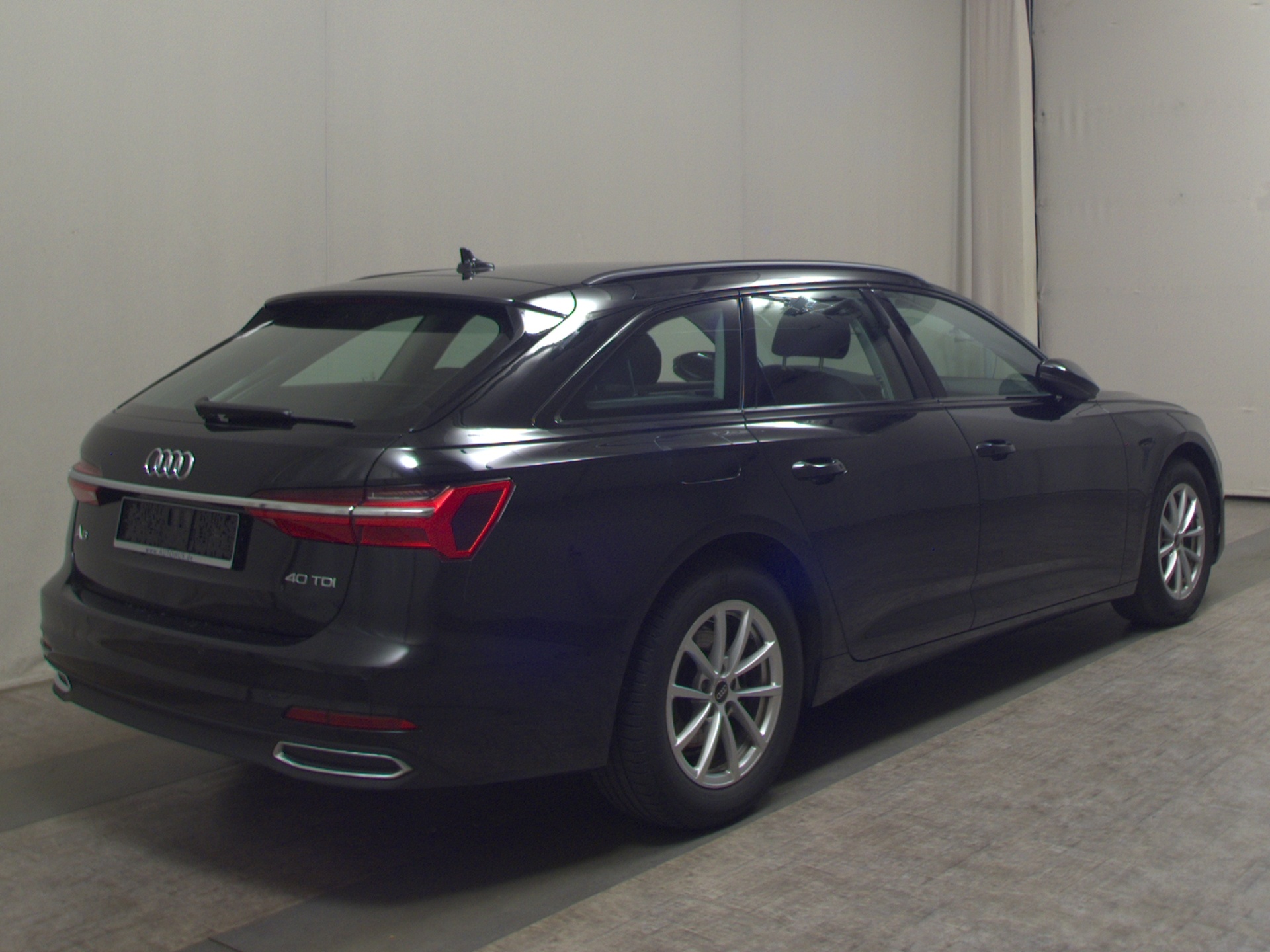 Audi A6 Avant 40 TDI Navi LED Shz Leder 4
