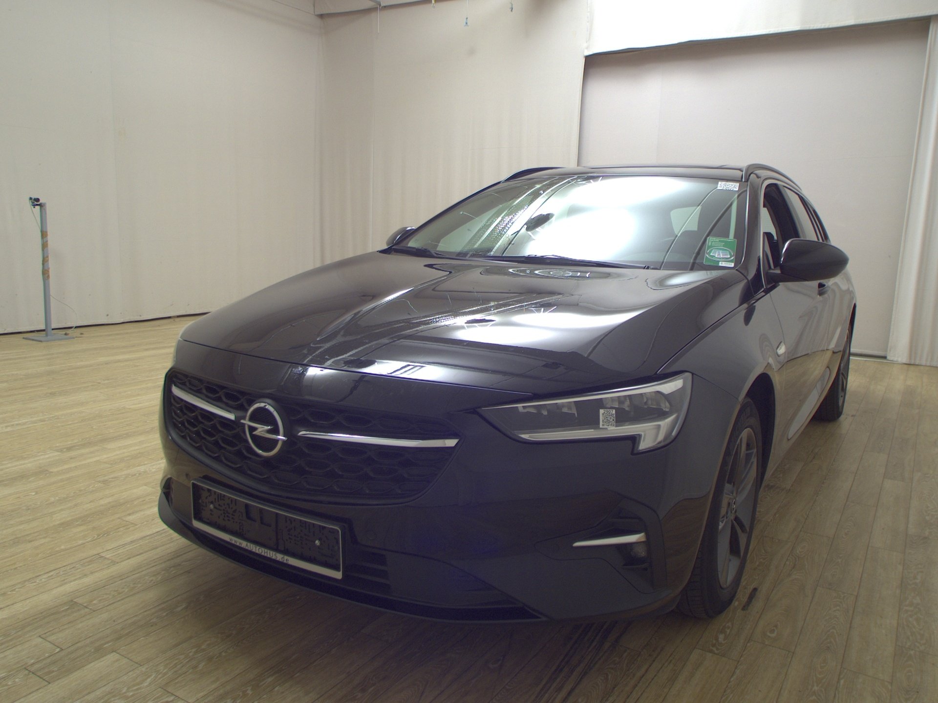 Opel Insignia ST 1.5 D Business Ed. Navi LED Pano RFK 2
