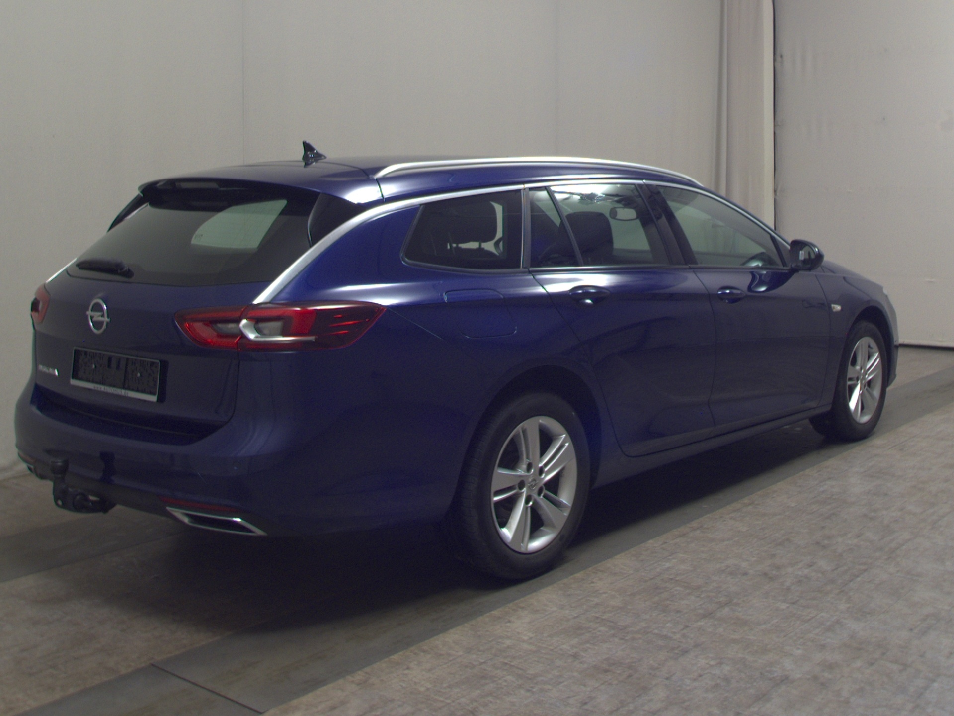 Opel Insignia ST 2.0 D Business Ed. Navi LED AHK PDC 4
