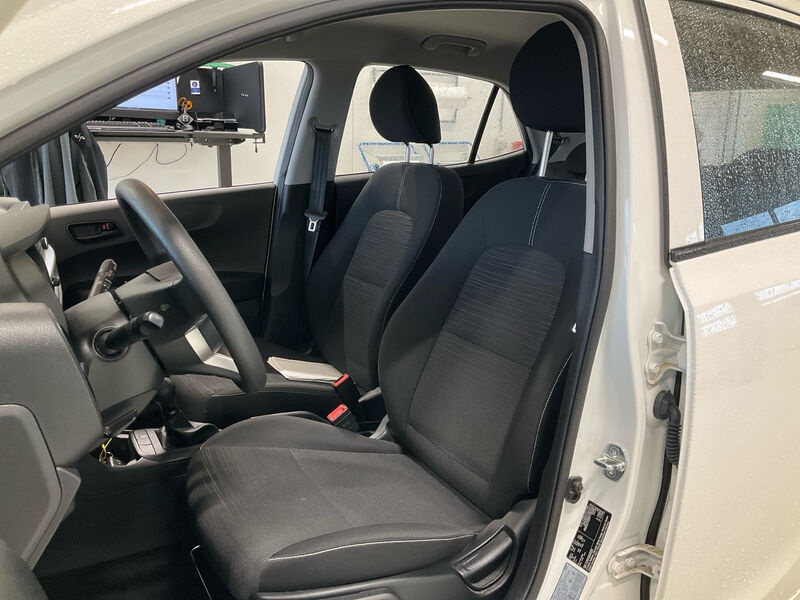Kia Picanto 1.0 KLIMA RADIO 8