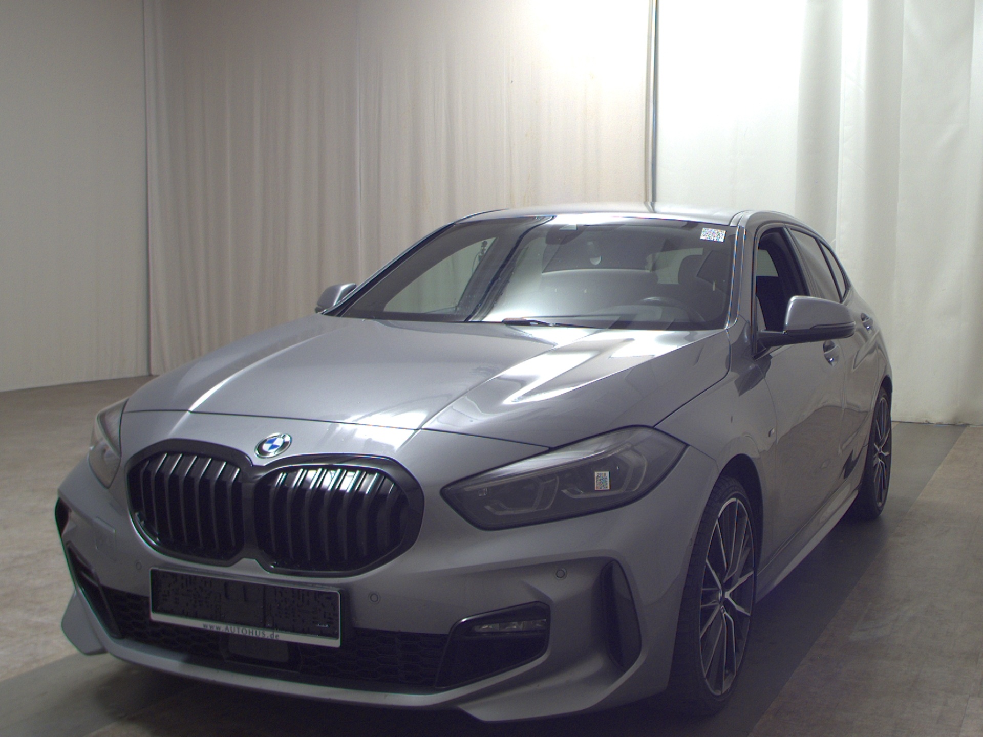 BMW 120i M-Sport KLIMAAUT LED SPORTSITZE SHZ PDC 2