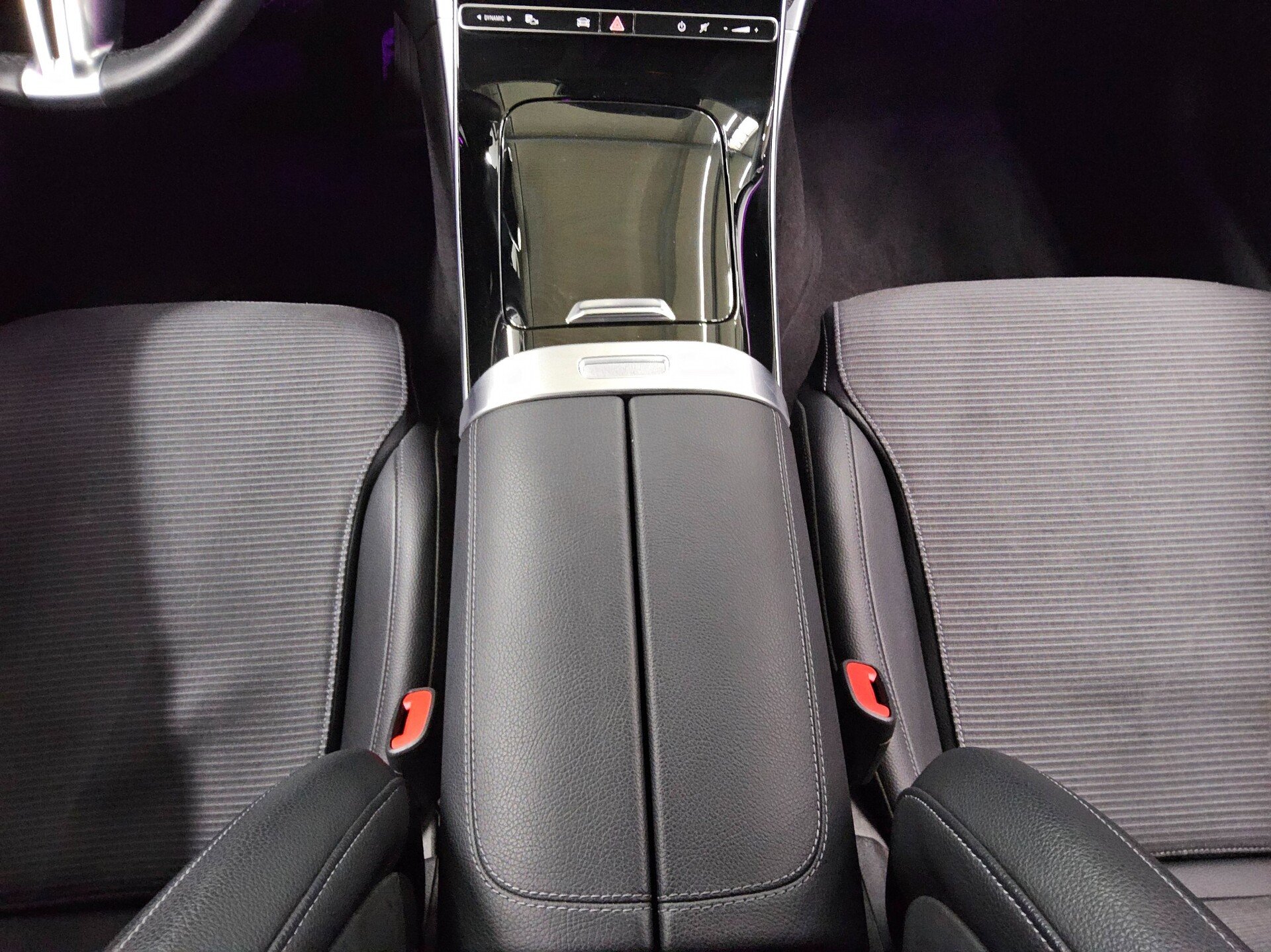 Mercedes-Benz C 200 T d Avantgarde Navi LED MBUX RfK Sound 6