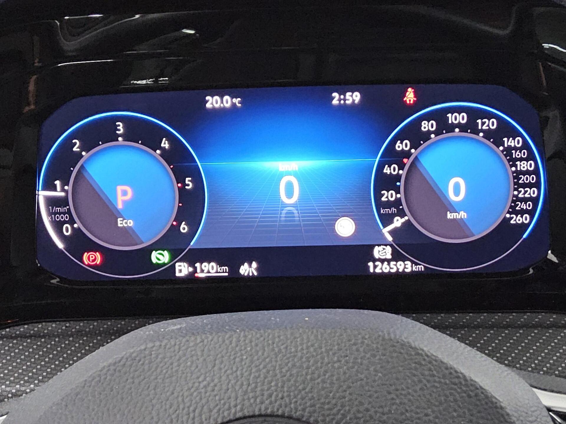 Volkswagen Golf-8 Var. 2.0 TDI R-Line Navi IQ.Light LED HuD RFK 8