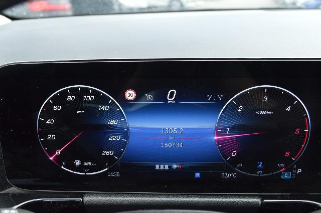Mercedes-Benz GLA 180 d Navi LED MBUX+ T-Leder RFK 4