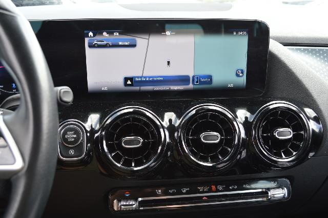 Mercedes-Benz GLA 180 d Navi LED MBUX+ T-Leder RFK 6