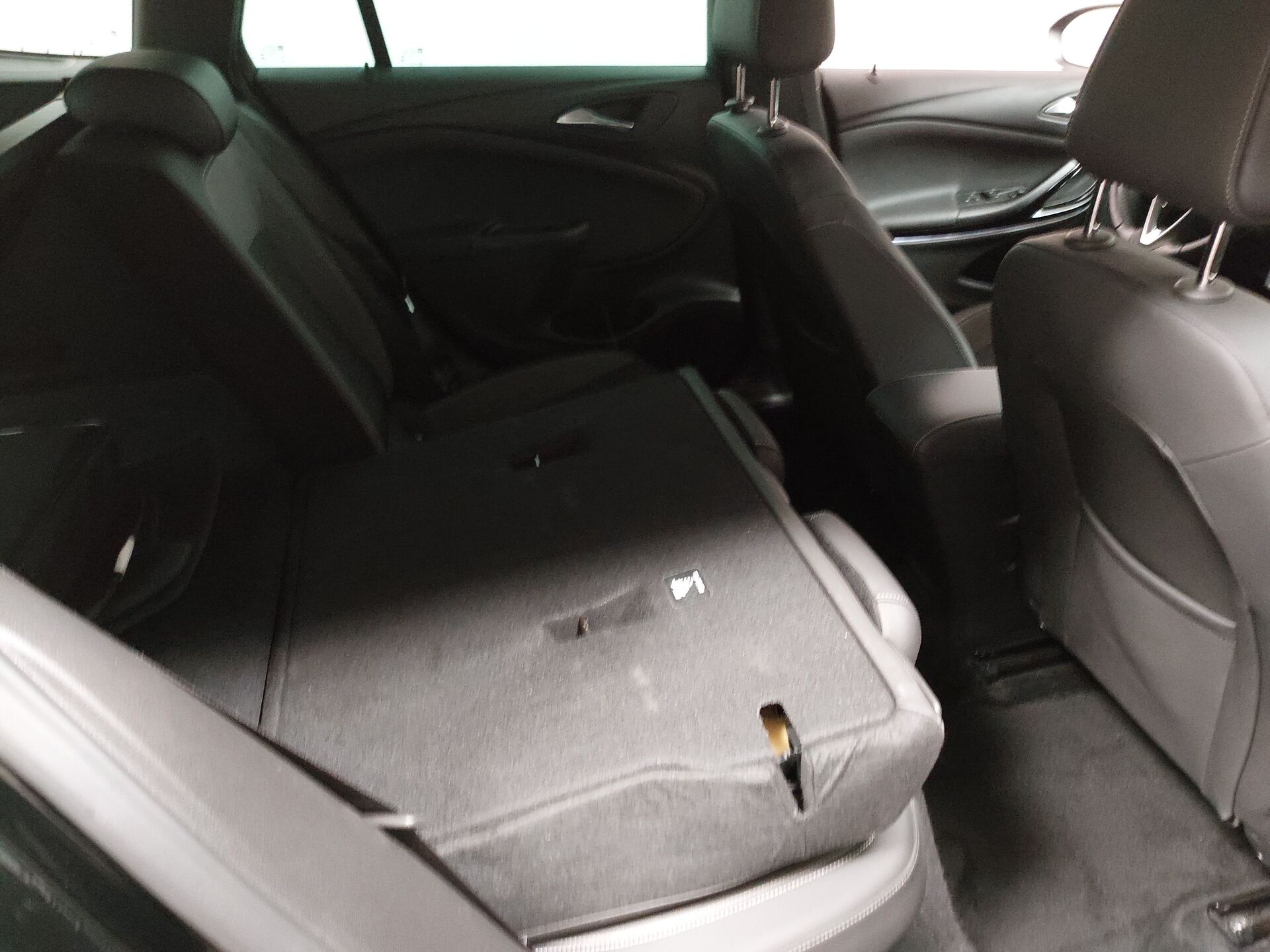 Opel Astra ST 1.5 D Elegance T-Leder Navi LED RFK 18
