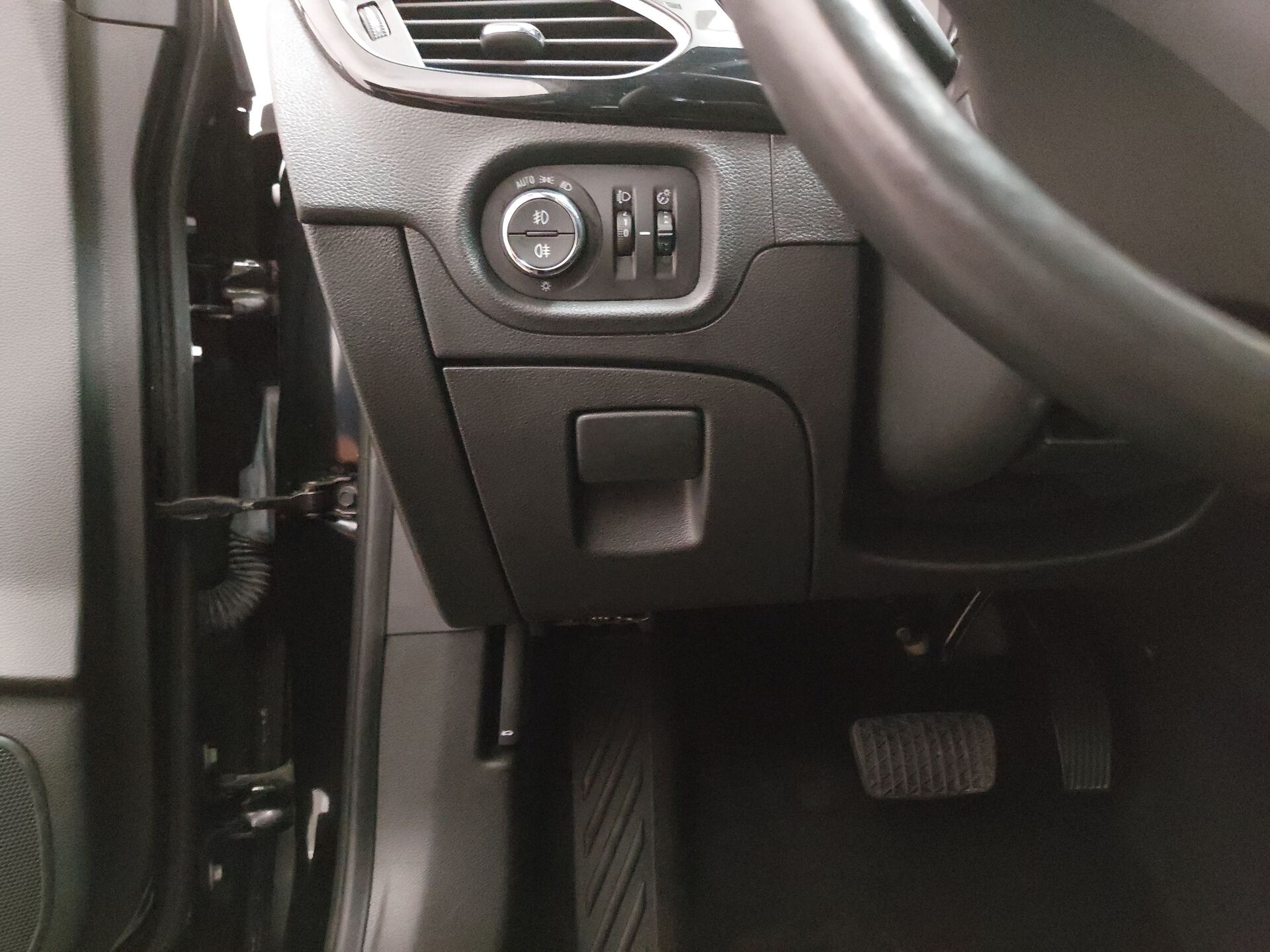 Opel Astra ST 1.5 D Elegance T-Leder Navi LED RFK 13