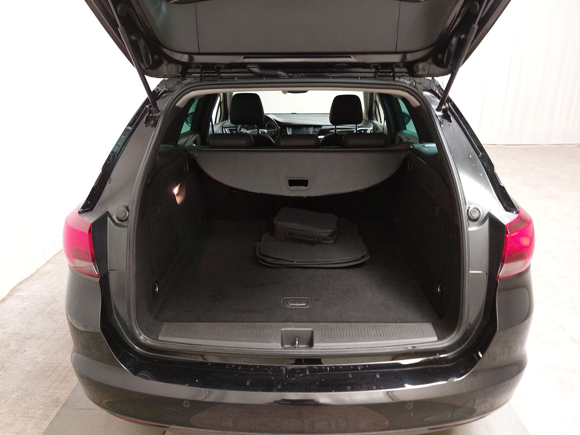 Opel Astra ST 1.5 D Elegance T-Leder Navi LED RFK 19