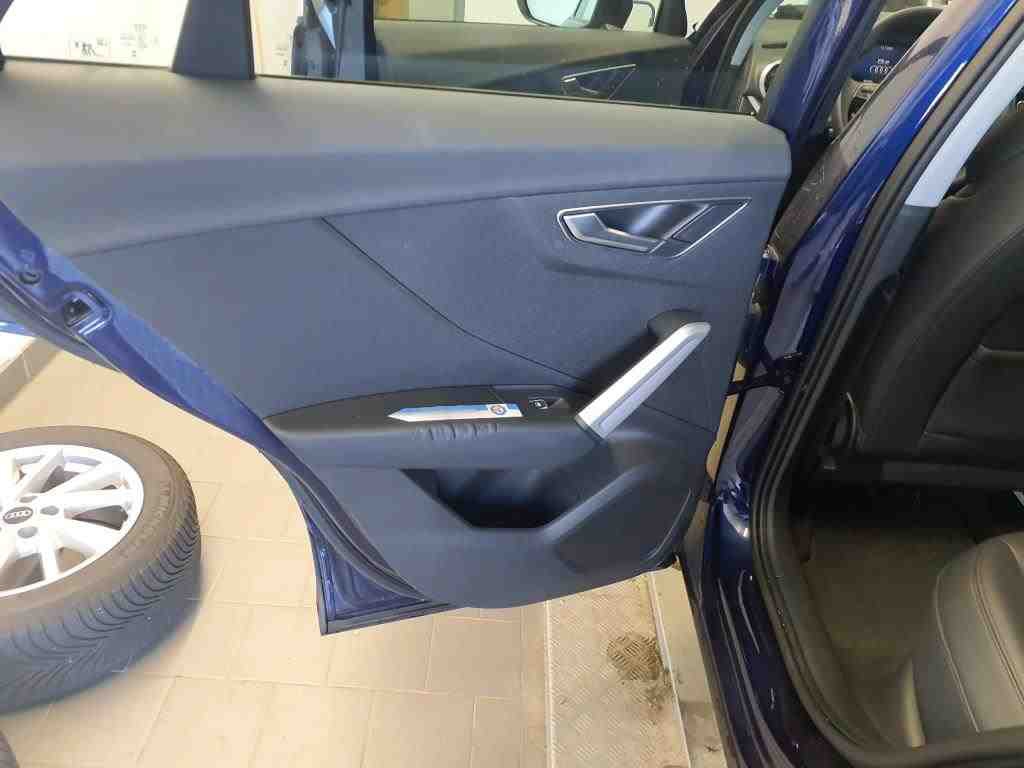 Audi Q2 S-Line LEDER NAVI LED VIRTUAL SOUND 10