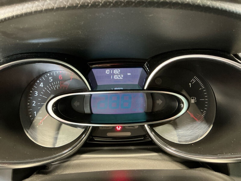 Renault Clio 0.9 TCe NAVI SHZ BT 6