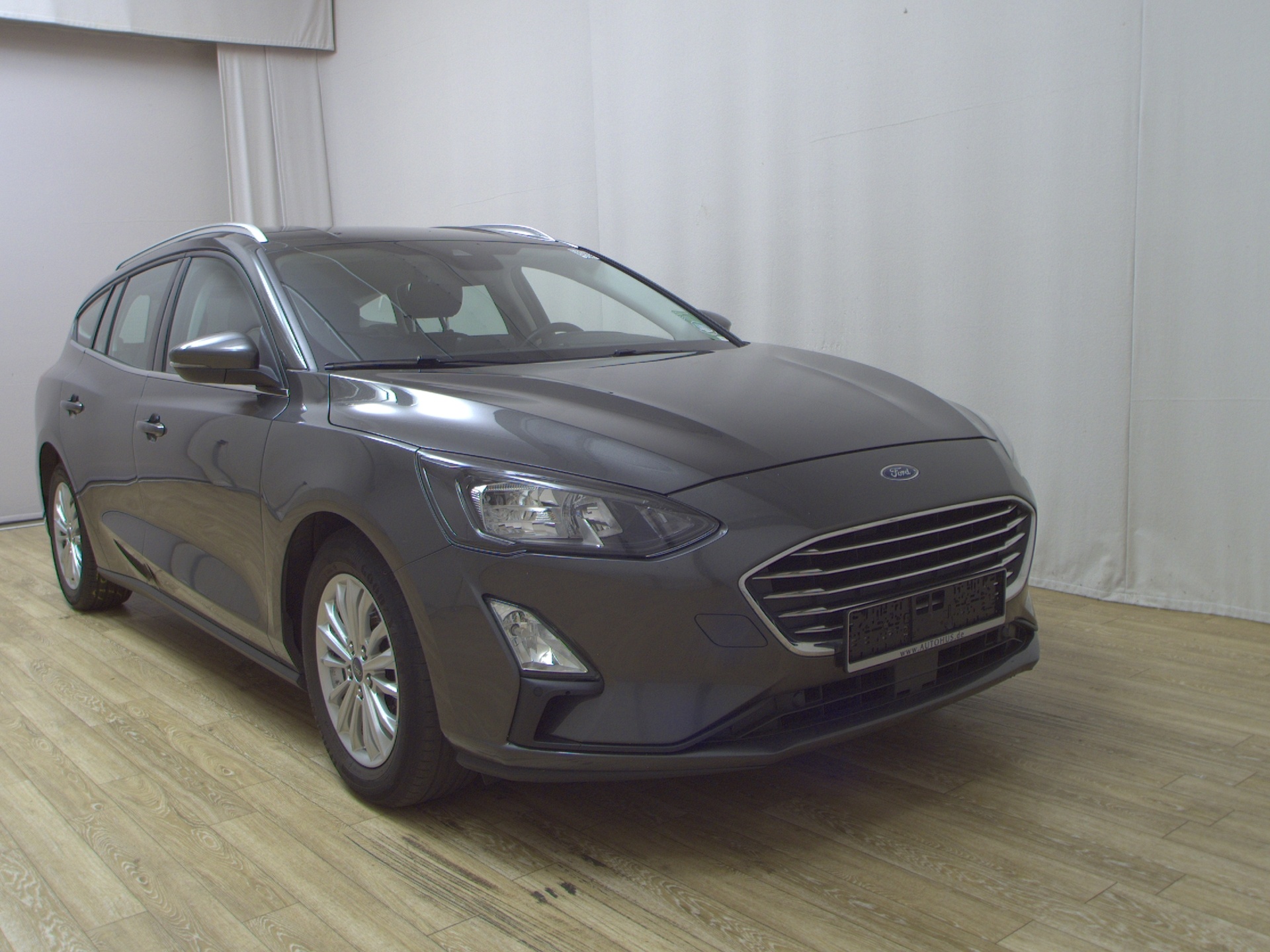 Ford Focus Turnier 1.5 EB Titanium Navi LED RFK ACC 3