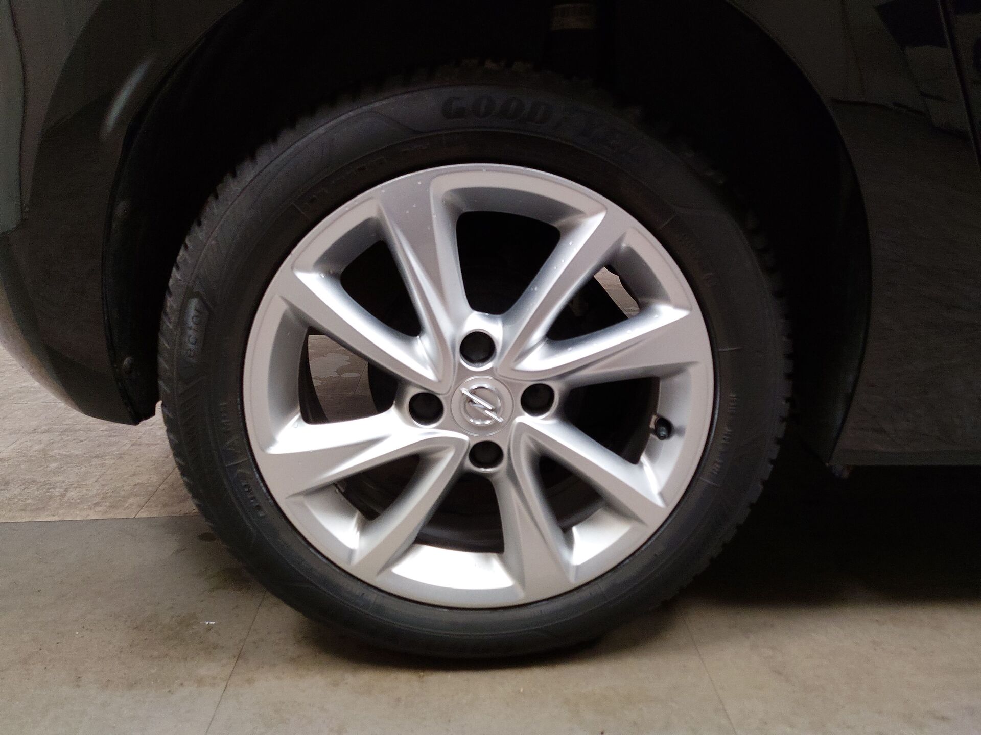 Opel Corsa 1.2 Elegance LED SHZ 11