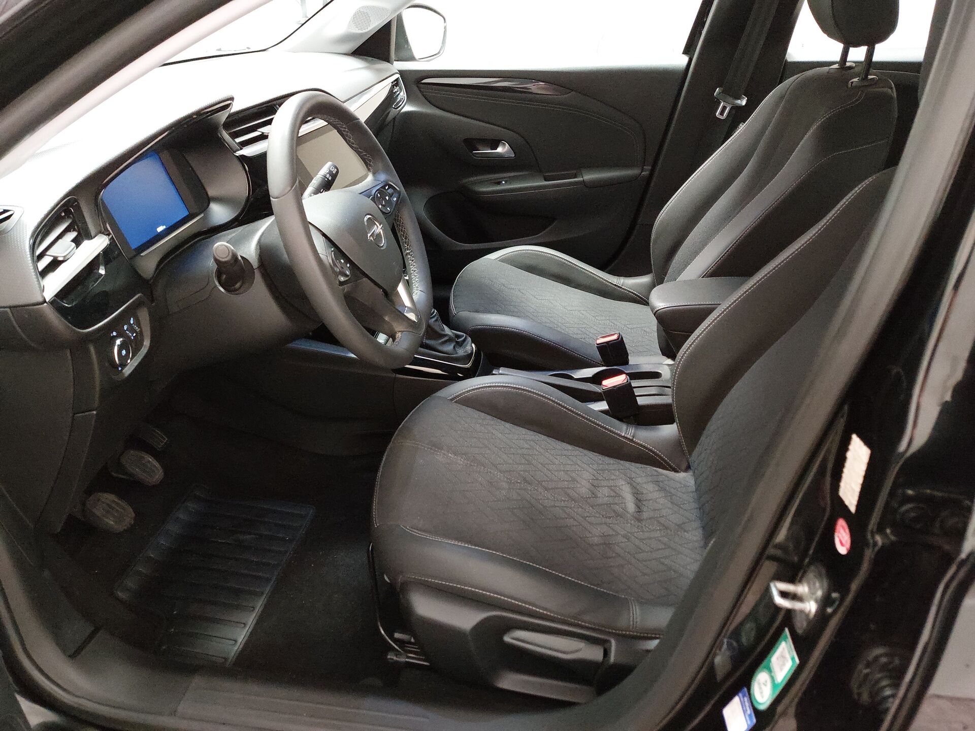 Opel Corsa 1.2 Elegance LED SHZ 12