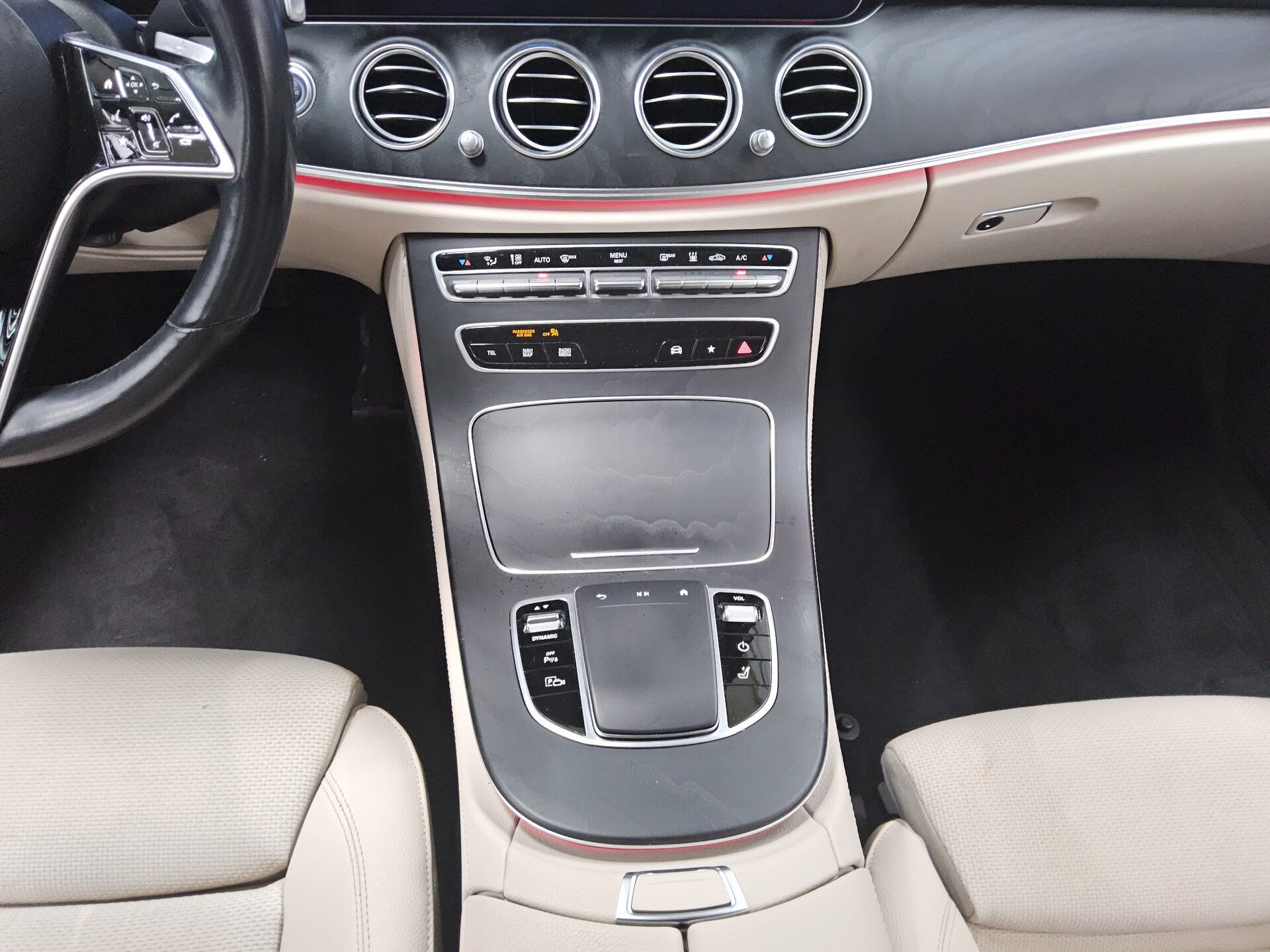 Mercedes-Benz E 300 T de Avantgarde T-Leder Navi LED RfK AHK 6
