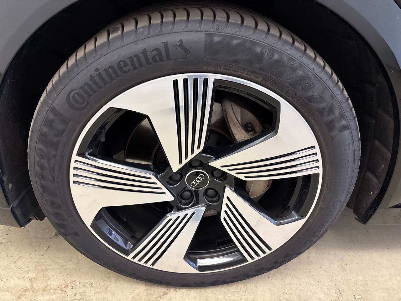 Audi e-tron 55 Qu. S-Line Navi Matrix vc B&O RFK 12