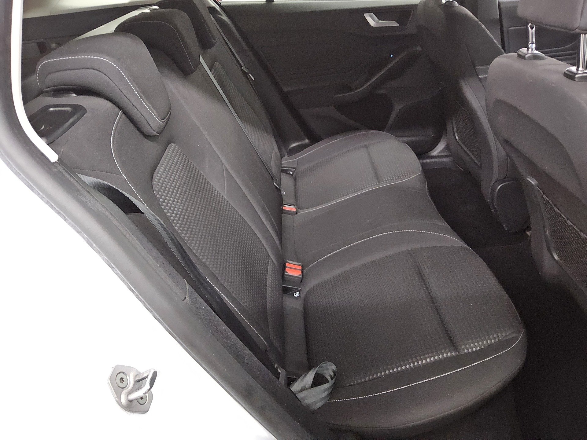 Ford Focus Turnier 1.5 EB Cool&Connect Navi LED 13