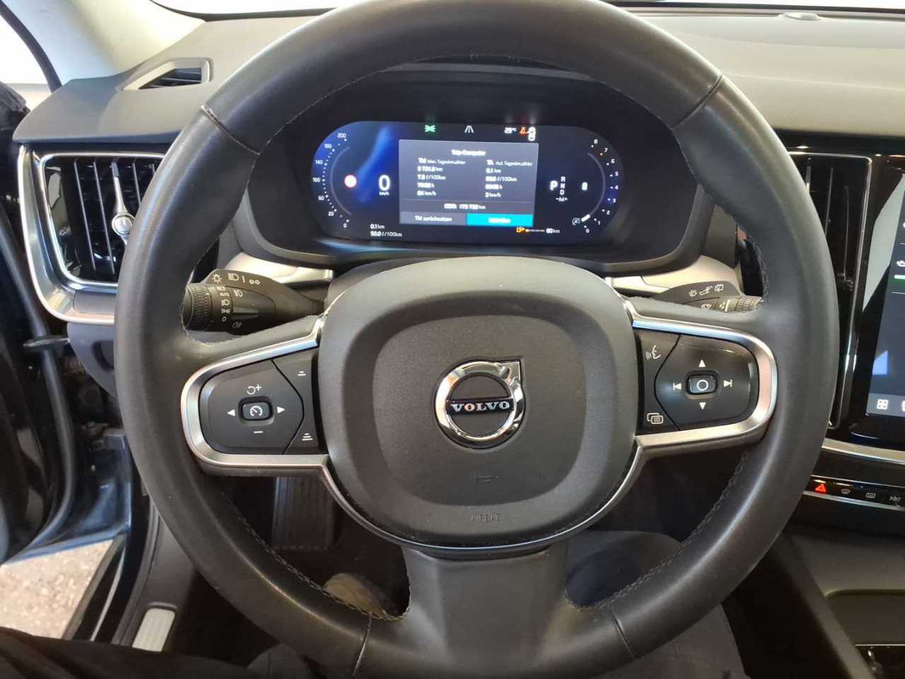 Volvo V60 2.0  NAVI LED 4xSHZ MEMORY el.Heck 7