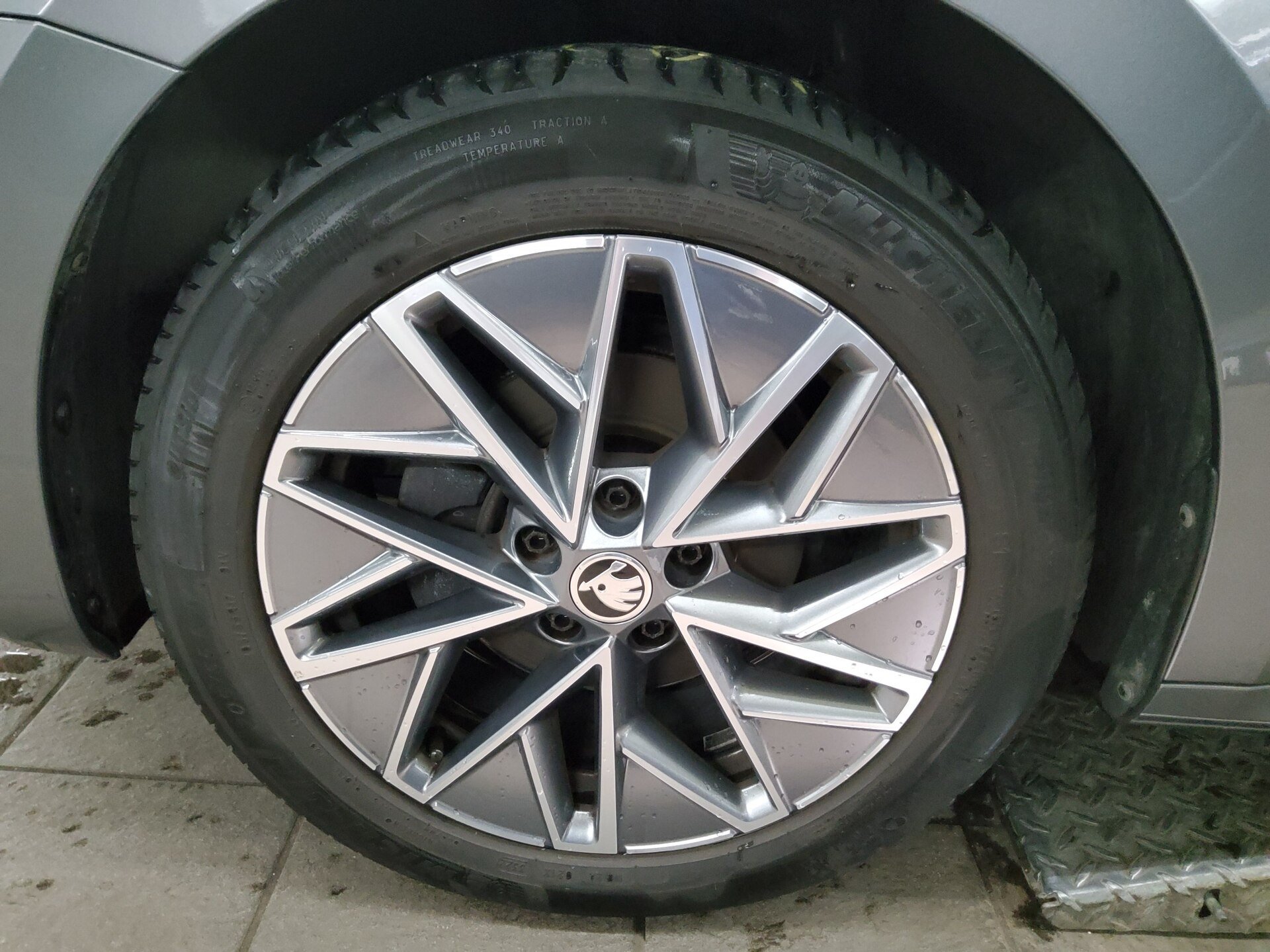 Skoda Octavia Kombi 2.0 TDI Ambition Navi LED AID 4xShz PDC 10