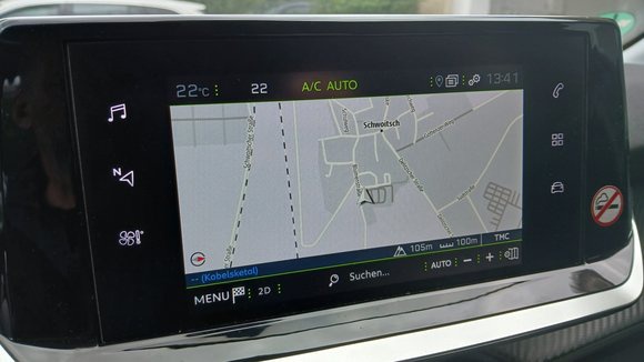 Peugeot 208 1.2 PureTech Allure Navi LED DAB Tempomat PDC 11