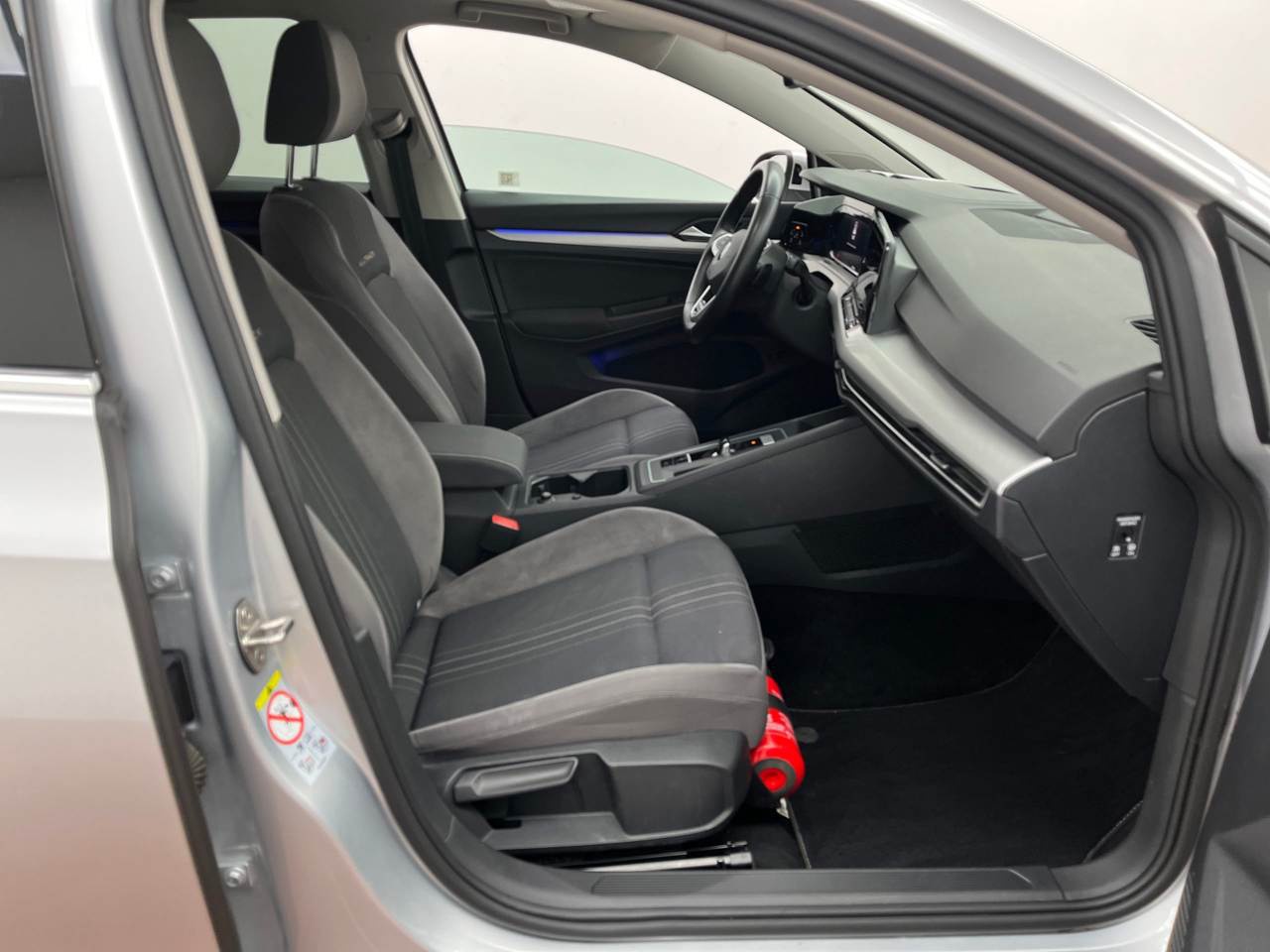 Volkswagen Golf Var. 2.0 TDI 4M Navi LED DC-Pro Pano HuD 6